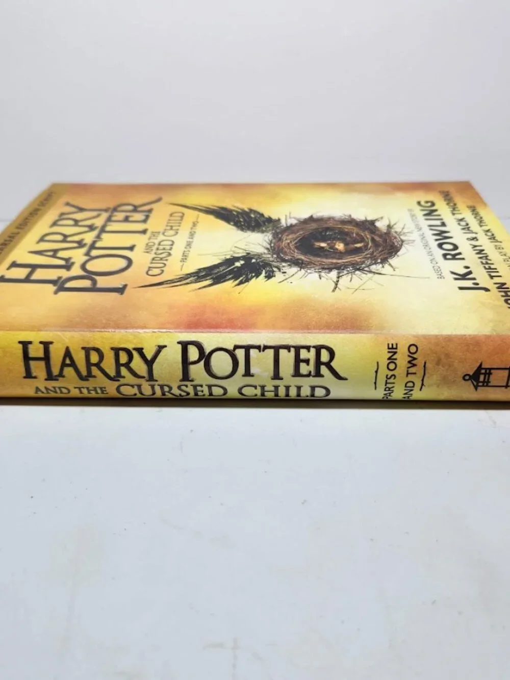 Harry Potter and the Cursed Child Parts 1 & 2 Book Special Rehearsal Edition Scr